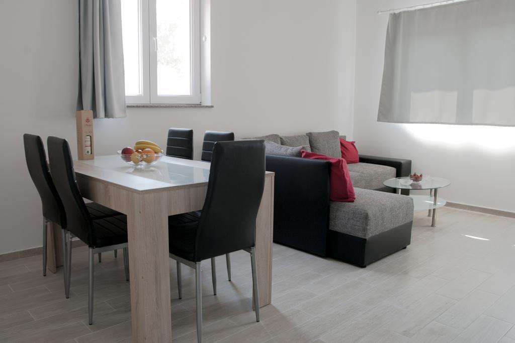 Apartment Perun Подстрана Экстерьер фото