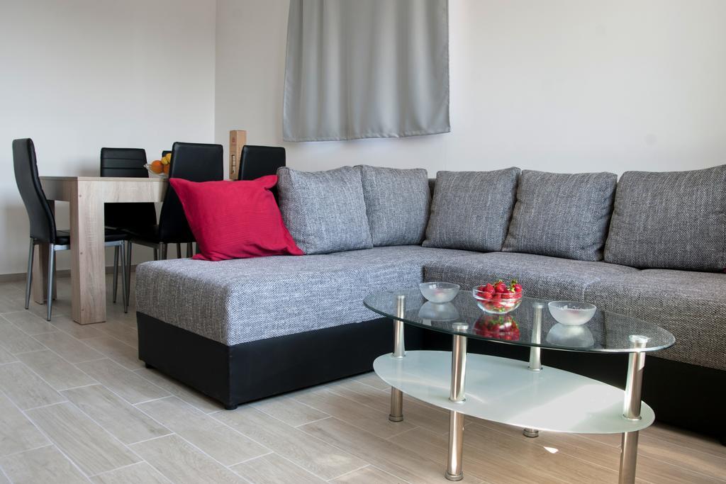 Apartment Perun Подстрана Экстерьер фото